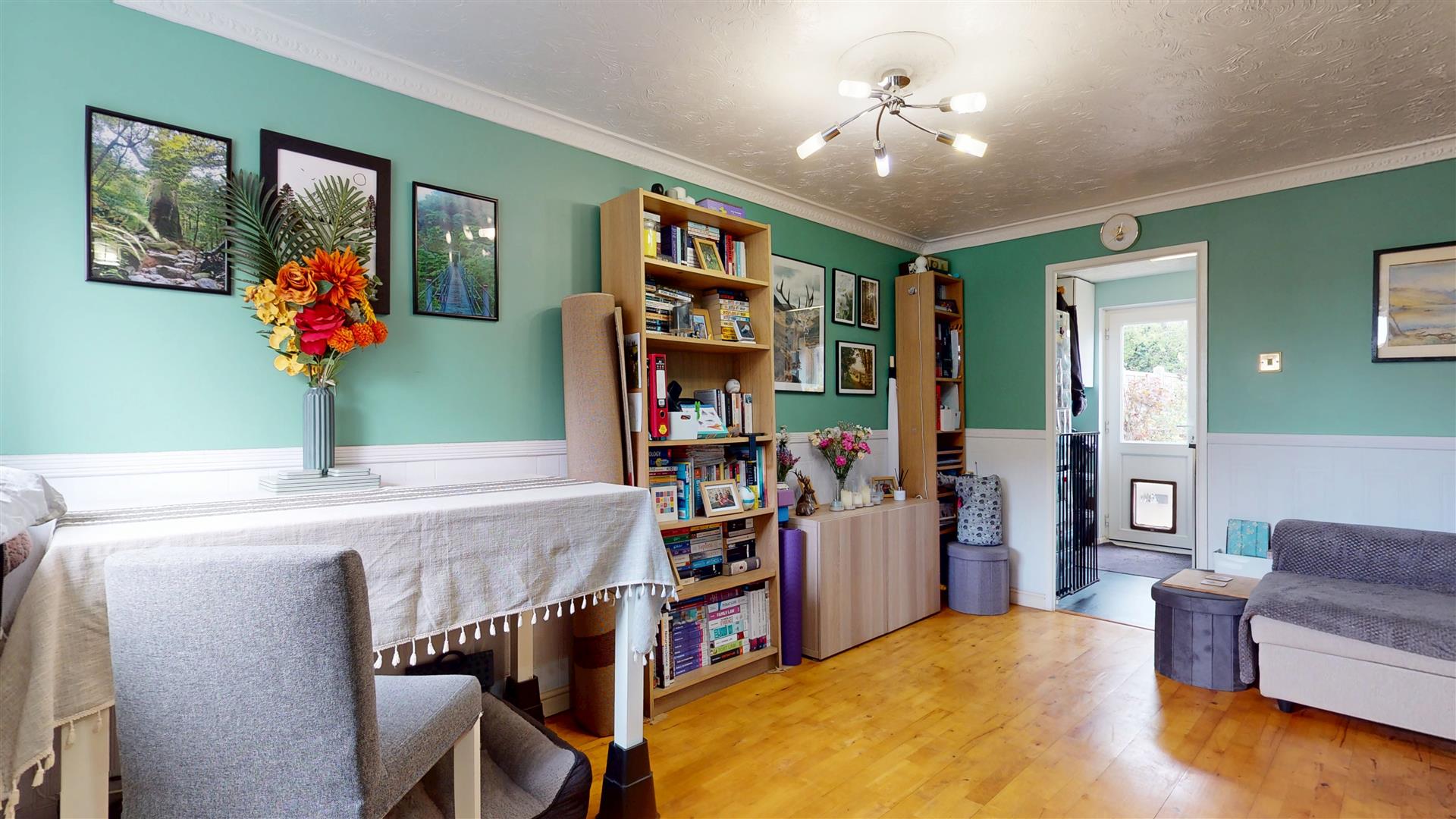 2 bed property in Bantock Close, Milton Keynes
